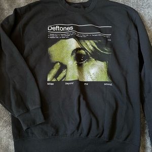 Deftones sweater